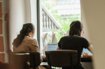 [☕️🇻🇳] The Comma coffee 🥤 Top1Coffee ☕️ Sometimes what makes a good companion is to be fluent in silence.
______
The Comma Coffee
21 Hoa Mai, phường 2, quận Phú Nhuậ , shares-0✔️ , likes-13❤️️ , date-2023-04-27 14:03:04🇻🇳🇻🇳🇻🇳📰🆕