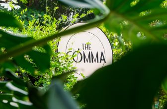 [☕️🇻🇳] The Comma coffee 🥤 Top1Coffee ☕️ “From soil, to seed, to sip, to soul”
______
The Comma Coffee
21 Hoa Mai, phường 2, quận Phú Nhuận
Opening hour | 8:00 – 22 , shares-0✔️ , likes-9❤️️ , date-2023-04-25 07:33:12🇻🇳🇻🇳🇻🇳📰🆕