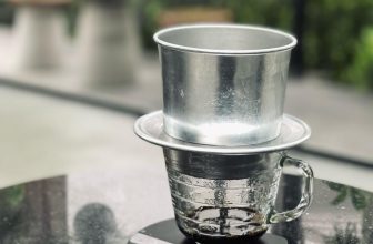 [☕️🇻🇳] La Farine 🥤 Top1Coffee ☕️ “𝐍𝐠𝐡𝐞̣̂ 𝐭𝐡𝐮𝐚̣̂𝐭 𝐭𝐫𝐨𝐧𝐠 𝐜𝐨̂́𝐜 𝐜𝐚̀ 𝐩𝐡𝐞̂ 𝐩𝐡𝐢𝐧 𝐜𝐮̉𝐚 𝐧𝐠𝐮̛𝐨̛̀𝐢 𝐕𝐢𝐞̣̂𝐭”Ngó qua Menu của La Farine, bạn sẽ khá tò mò phần Traditional l , shares-0✔️ , likes-18❤️️ , date-2023-04-26 14:14:32🇻🇳🇻🇳🇻🇳📰🆕