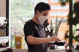 [☕️🇻🇳] The Comma coffee 🥤 Top1Coffee ☕️ Oh to have someone waiting for you behind those doors, isn’t it the best feeling my dear? ______
The Comma Coffee
21 Hoa Mai,  , shares-0✔️ , likes-12❤️️ , date-2023-05-05 06:54:32🇻🇳🇻🇳🇻🇳📰🆕