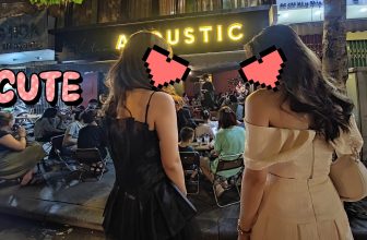 [☕️🇻🇳] Acoustic Cafe 236 Hàng Bông –  Nơi đam mê âm nhạc 🥤 Top1Coffee ☕️ 2 cô gái đang đi bộ nghe thấy tiếng nhạc ghé vào lắc lư giật giũ tung cả chun buộc tócKhông khí âm nhạc góc phố hàng Bông luô , shares-1✔️ , likes-63❤️️ , date-2023-05-08 09:47:14🇻🇳🇻🇳🇻🇳📰🆕