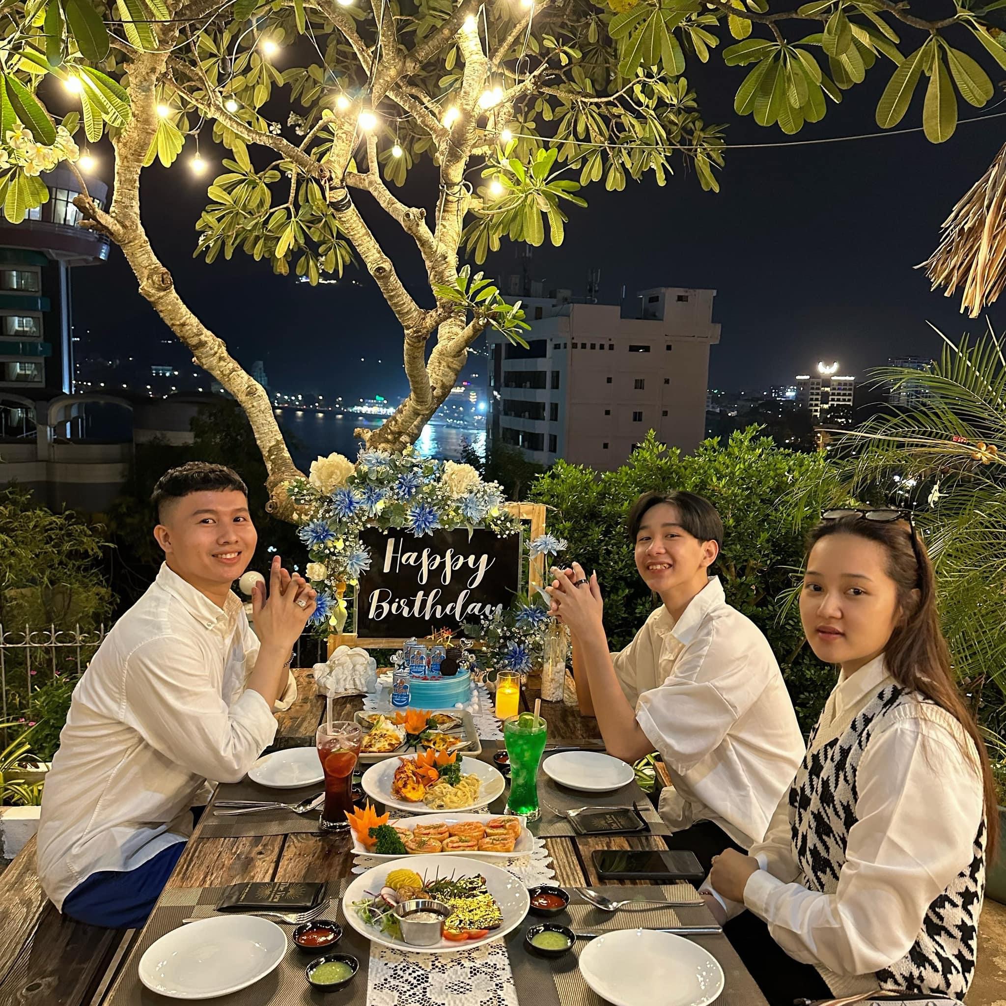 [☕️🇻🇳] The View Hai Dang – Dịch vụ tổ chức tiệc gặp mặt, tiệc mừng của công ty 🥤 Top1Coffee ☕️ Họp mặt bạn bè, tiệc công ty, sinh nhật hay thôi nôi, The View cân tất

 Tổ chức tiệc sân vườn ngoài trời vài năm trở lại đây rấ , shares-3✔️ , likes-41❤️️ , date-2023-05-08 07:00:03🇻🇳🇻🇳🇻🇳📰🆕