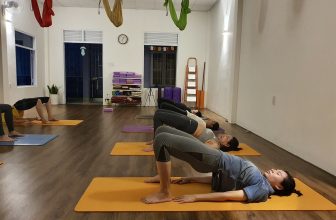 [🆕🇻🇳] An Yoga – Phòng tập dạng home studio, quy mô nhỏ 🧘 Top1Yoga 🧘 𝐂𝐮𝐨̣̂𝐜 𝐡𝐨̉𝐢 đ𝐚́𝐩 𝐠𝐢𝐮̛̃𝐚 𝐜𝐚́𝐜 𝐡𝐨̣𝐜 𝐯𝐢𝐞̂𝐧 𝐯𝐚̀ 𝐒𝐰𝐚𝐦𝐢 𝐍𝐢𝐫𝐚𝐧𝐣𝐚𝐧𝐚𝐧𝐚𝐧𝐝𝐚 𝐒𝐚𝐫𝐚𝐬𝐰𝐚𝐭𝐢
[Phần 1]𝐇𝐨̣𝐜 𝐯𝐢𝐞̂𝐧: 𝐓𝐡𝐮̛𝐚 𝐒𝐰𝐚𝐦𝐢𝐣𝐢, 𝐲𝐨𝐠𝐚 𝐤𝐡𝐚́𝐜 𝐯𝐨̛́𝐢 𝐭𝐡𝐞̂̉ 𝐝𝐮̣𝐜 𝐧𝐡𝐮̛ 𝐭𝐡𝐞̂́ 𝐧𝐚̀ , shares-0✔️ , likes-10❤️️ , date-2023-06-02 08:40:57🇻🇳🇻🇳🇻🇳📰🆕