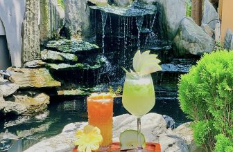 [☕️🇻🇳] Newland Coffee 🥤 Top1Coffee ☕️ Chuyên mục nước ép
Dứa cà rốt và Táo xanhNước ép hoa quả chứa rất nhiều vitamin, khoáng chất và những hợp chất thực vật có lợi , shares-0✔️ , likes-19❤️️ , date-2023-06-03 07:48:23🇻🇳🇻🇳🇻🇳📰🆕