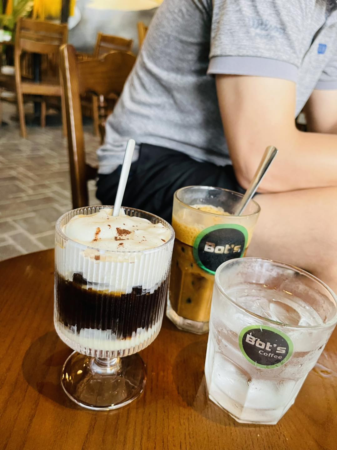 [☕️🇻🇳] Highlands Coffee – THƯƠNG HIỆU BẮT NGUỒN TỪ CÀ PHÊ VIỆT NAM ☕️ Top1Coffee 🥤 – Hòa mình vào không khí mùa hè cực chill tại Highlands Coffee cùng một ly Trà tuyết …