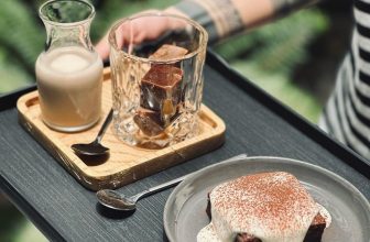 [☕️🇻🇳] La Farine 🥤 Top1Coffee ☕️ 𝐍𝐡𝐮̛̃𝐧𝐠 “𝐊𝐄̉” 𝐧𝐢́𝐮 𝐜𝐡𝐚̂𝐧 𝐤𝐡𝐚́𝐜𝐡 𝐪𝐮𝐞𝐧Vietnamese Cubes Latte với bánh Brownie Kem Mặn giống như “cặp bài trùng” thu hút bạn mới , shares-1✔️ , likes-25❤️️ , date-2023-07-03 14:23:37🇻🇳🇻🇳🇻🇳📰🆕