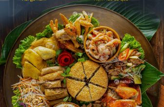 [🆕🇻🇳] Gà mẹt Hà Nội – 305 Trần Đại Nghĩa 🍔 Top1Food 🍜 Cập nhật bộ sưu tập các mẹt đang làm mưa làm gió tại #Thiên_Ân.
Cam kết hàng thực tế giống như ảnh.
Chi tiết từng mẹt xin mời click vào ảnh để đọc.
——- , shares-217✔️ , likes-41K❤️️ , date-2023-08-06 14:39:43🇻🇳🇻🇳🇻🇳📰🆕