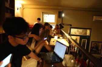 [☕️🇻🇳] Tranquil Books & Coffee –  cafe sách đẹp 🥤 Top1Coffee ☕️ Recap Open Mic Open Hearts
tối thứ 3 3.10.2023
Rất nhiều hội ngộ, rất nhiều bài pop-rock, và nhiều nụ cười.
Hẹn gặp lại mọi  , shares-0✔️ , likes-22❤️️ , date-2023-10-04 13:11:19🇻🇳🇻🇳🇻🇳📰🆕