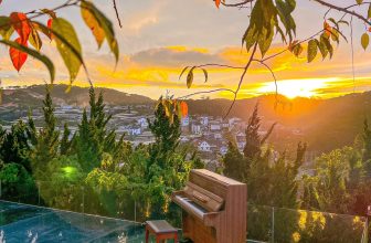 [☕️🇻🇳] Ngày của Nắng Coffee+ 🥤 Top1Coffee ☕️ NẮNG lấp lánh, như một người nghệ sĩ đang chơi những phím đàn piano vào một buổi chiều Hoàng Hôn tuyệt đẹp  #NgaycuaNangcoffee
# , shares-2✔️ , likes-28❤️️ , date-2023-08-23 13:23:56🇻🇳🇻🇳🇻🇳📰🆕