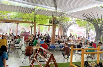 [☕️🇻🇳] Coffee Red 🥤 Top1Coffee ☕️ Cuối tuần rồi cả nhà ơiii. Cùng nhau ghé RED ăn uống họp mặt và tận hưởng những điều tuyệt nhất tại nơi đây nào
————–
, shares-0✔️ , likes-2❤️️ , date-2023-09-09 01:00:37🇻🇳🇻🇳🇻🇳📰🆕