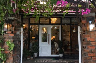 [☕️🇻🇳] PHD Book – Coffee 🥤 Top1Coffee ☕️ “sau khi mùa hè đi qua, những cơn bão thường xuất hiện vào khoảng gần trung thu, giờ đã là cơn thứ tư…”
Ôi, ở nơi xứ J sao giống , shares-1✔️ , likes-106❤️️ , date-2023-09-26 10:00:30🇻🇳🇻🇳🇻🇳📰🆕