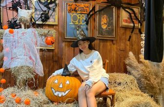 [☕️🇻🇳] 1988 Coffee – Bar 🥤 Top1Coffee ☕️  Địa điểm checkin Halloween hot nhất Hạ Long lúc này1988 đã chuẩn bị một góc riêng cho lễ hội Halloween sắp tới, checkin sươn , shares-0✔️ , likes-73❤️️ , date-2023-10-23 07:30:41🇻🇳🇻🇳🇻🇳📰🆕