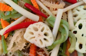 [🆕🇻🇳] MẮM HUẾ 🍔 Top1Food 🍜 Ngó sen rong biển thập cẩm ngâm chua ngọt món ngon mà số lượng chỉ có ít giá thì bình dân ạ ai cần inbox shop nha
, shares-1✔️ , likes-9❤️️ , date-2023-11-04 09:00:11🇻🇳🇻🇳🇻🇳📰🆕