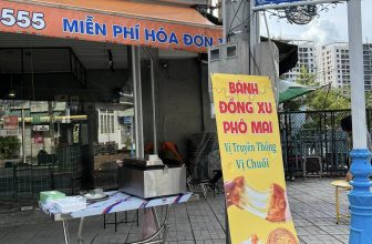 [☕️🇻🇳] Le Petit Cafe’ 🥤 Top1Coffee ☕️  Hôm nay tụi mình có cái bảng thể theo góp ý của khách  để thông báo tụi mình đú trend tiktok được vài ngày rồi nha
Mọi người g , shares-1✔️ , likes-31❤️️ , date-2023-11-02 08:21:17🇻🇳🇻🇳🇻🇳📰🆕