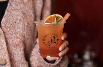 [☕️🇻🇳] Piko Coffee 🥤 Top1Coffee ☕️  Mang sắc đỏ cam đặc trưng tựa ánh mặt trời, Bring 𝙎𝙐𝙉𝙎𝙃𝙄𝙉𝙀 luôn khiến ai đó phải “xao xuyến”, không chỉ bởi vẻ ngoài bắt mắt mà , shares-1✔️ , likes-86❤️️ , date-2023-11-29 13:00:01🇻🇳🇻🇳🇻🇳📰🆕