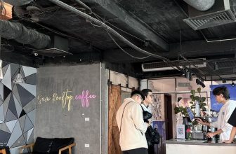 [☕️🇻🇳] Sam Rooftop Coffee – Nguyễn Trãi 🥤 Top1Coffee ☕️ Đã đẹp zai mà lại còn thích cafe chill thì đúng là mẫu người iu lý tưởng của các chị em rồi hii
——–
Cre: #samer
Có fan nào , shares-0✔️ , likes-5❤️️ , date-2024-01-02 05:24:49🇻🇳🇻🇳🇻🇳📰🆕