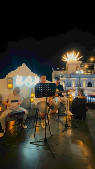 CHIIL SKY ACOUSTIC (19h30 - Thứ 3 & Thứ 6 hàng tuần ) Lầu 8 B.O.B Signature #bobhotelcoffee #BOBCoffee #BOBRooftop #bobsigna