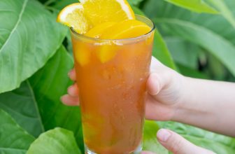 [☕️🇻🇳] DoveZi Coffee 🥤 Top1Coffee ☕️ Bạn sẽ chọn hương vị nào cho những ngày đầu của năm mới ???
Trà Đào Cam Sả vàng rực cho một năm rạng ngời tươi sáng.
Trà Cherr , shares-1✔️ , likes-14❤️️ , date-2024-01-10 02:47:13🇻🇳🇻🇳🇻🇳📰🆕