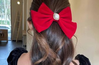 [🆕🇻🇳] Hiền Vinh Hvkids  (Xưởng may HV Kids) 😎❤️️⭐️ Hang về   Kẹp Tóc Hình Nơ Đỏ Cho các ce mình diện áo dàii!  Giá 49k
, shares-0✔️ , likes-5❤️️ , date-2024-01-16 05:43:24🇻🇳🇻🇳🇻🇳📰🆕