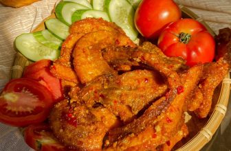 [🆕🇻🇳] Khô Bò Đặc Sản Củ Chi 🍔 Top1Food 🍜 “Ba Rọi Mắm Tỏi” – Hương Vị Đậm Đà-Giòn Rụm Thơm Ngon
Thấm đượm mắm tỏi, hòa quyện hợp nhất ngon lắm luôn
Giá Chỉ: 250K/hũ 450g hoặc #300K/túi zip 500g.  , shares-0✔️ , likes-7❤️️ , date-2024-05-12 04:47:14🇻🇳🇻🇳🇻🇳📰🆕