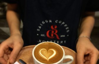 [☕️🇻🇳] Saigon Coffee Roastery 🥤 Top1Coffee ☕️ Saigon Coffee Roastery cần tuyển 1 Barista ( Nam hoặc Nữ )
Giờ làm việc : 10h-18h
Địa chỉ : 151/5 Đồng Khởi Q1
Các bạn quan  , shares-0✔️ , likes-50❤️️ , date-2018-09-27 14:56:01🇻🇳🇻🇳🇻🇳📰🆕