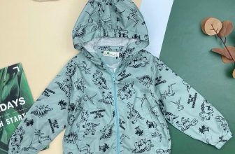 [🆕🇻🇳] LITIBABY Hồ Chí Minh 😎❤️️⭐️ Trời mưa bất chợt chưa kịp mặc áo mưa , hay mưa nhỏ lười mặc áo mưa cho bé thì khoác Em áo gió chống mưa nhẹ này là hợp lý lắm ạ, chống gió ban tối, chống  , shares-0✔️ , likes-9❤️️ , date-2024-05-16 03:19:17🇻🇳🇻🇳🇻🇳📰🆕