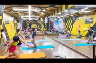 [🆕🇻🇳] Aerobic Zumba Yoga Huệ Sala Đông Anh 🧘 Top1Yoga 🧘 Happy flow  Mời chị, em yêu thích yoga qua phòng em HueSala Đông Anh Huệ Sala nhé.  Tập bằng sự uyển chuyển của cơ thể, phiêu theo nhịp nhạc nhẹ nhàng.  Th , shares-0✔️ , likes-0❤️️ , date-2024-04-08 15:48:02🇻🇳🇻🇳🇻🇳📰🆕