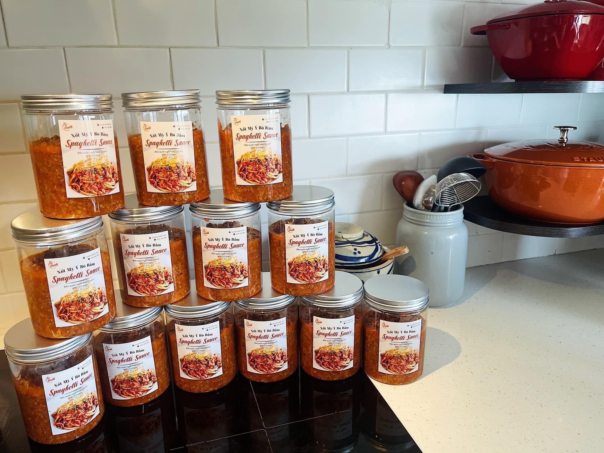 [☕️🇻🇳] Coffee TALK 🥤 Top1Coffee ☕️ Bánh chiều ra lò  

 Chè sắn bưởi mochi cốt dừa tươi 
 Quẩy ngon 
 XỐT BÒ BẰM 
 mỳ ruốc xúc xích
 Mỳ Việt 
 Bánh tiêu 
 Pizza bò , shares-0✔️ , likes-2❤️️ , date-2024-03-20 07:21:09🇻🇳🇻🇳🇻🇳📰🆕