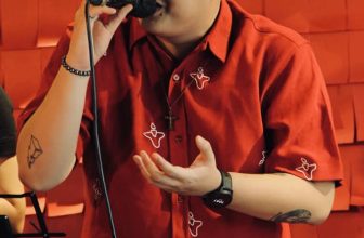 [☕️🇻🇳] Phiêu Acoustic Cafe 🥤 Top1Coffee ☕️ Gần mực thì đen, gần Phiêu thì được nghe nhạc
#ACOUSTICNIGHTEm gửi đội hình tối nay nhé :
Vocal : Minh Khang
Vocal : Uyên Nh , shares-0✔️ , likes-5❤️️ , date-2024-03-29 04:25:36🇻🇳🇻🇳🇻🇳📰🆕