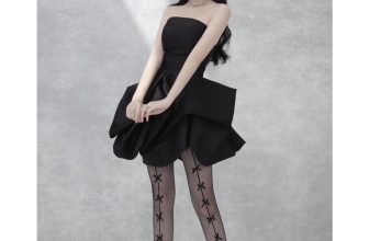 [🔑🇻🇳] WEdress – Cho thuê váy Vintage 🤝 Top1Rent 🔑   Gợi ý concept chụp ảnh sinh nhật
Các cô nàng cá tính muốn chụp bộ ảnh nghệ mà phải ấn tượng thì We xin trình làng em váy ngắn  , shares-0✔️ , likes-2❤️️ , date-2024-03-24 13:00:53🇻🇳🇻🇳🇻🇳📰🆕