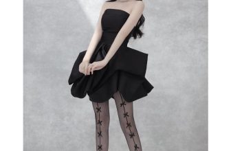 [🔑🇻🇳] WeDress cho thuê váy thiết kế, vintage, chụp ảnh cưới tại Hà Nội 🤝 Top1Rent 🔑   Gợi ý concept chụp ảnh sinh nhật
Các cô nàng cá tính muốn chụp bộ ảnh nghệ mà phải ấn tượng thì We xin trình làng em váy ngắn  , shares-0✔️ , likes-4❤️️ , date-2024-03-27 13:03:18🇻🇳🇻🇳🇻🇳📰🆕