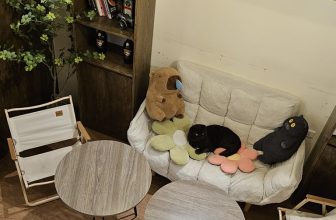 [☕️🇻🇳] Dear November Coffee 🥤 Top1Coffee ☕️ Góc chill mới  có ai nhận ra cơ sở nào đây khum
———————————————
Dear November Coffee
:
Cơ sở 1: cuối ngõ 59 Chùa Láng
Cơ s , shares-0✔️ , likes-41❤️️ , date-2024-04-03 03:06:06🇻🇳🇻🇳🇻🇳📰🆕