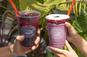 [☕️🇻🇳] Highlands Coffee – THƯƠNG HIỆU BẮT NGUỒN TỪ CÀ PHÊ VIỆT NAM 🥤 Top1Coffee ☕️ TIN CHUẨN – KHÔNG PHẢI CÁ THÁNG 4  Bé Dâu Tằm đã chính thức có mặt tại tất cả các cửa hàng!
Chúng mình thử chưa? Bình luận cho  , shares-11✔️ , likes-527❤️️ , date-2024-04-01 10:00:05🇻🇳🇻🇳🇻🇳📰🆕