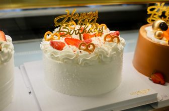 [☕️🇻🇳] Cham Cham Bakery – Coffee 🥤 Top1Coffee ☕️ Tháng Tư này…liệu có là sinh nhật của ai đó?Dù là ngày nào, tháng nào thì Cham Cham vẫn ở đây sẵn sàng thay bạn trao gửi tình  , shares-0✔️ , likes-22❤️️ , date-2024-04-08 13:01:30🇻🇳🇻🇳🇻🇳📰🆕