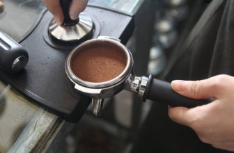 [☕️🇻🇳] Fin Coffee  🥤 Top1Coffee ☕️ 𝐍𝐇𝐔̛̃𝐍𝐆 Đ𝐈𝐄̂̀𝐔 𝐂𝐀̂̀𝐍 𝐁𝐈𝐄̂́𝐓 𝐊𝐇𝐈 𝐍𝐄́𝐍 𝐂𝐀̀ 𝐏𝐇𝐄̂ 𝐄𝐒𝐏𝐑𝐄𝐒𝐒𝐎
Nén là 1 thao tác phổ biến trong làm Espresso, tuy nhiên ít ai , shares-0✔️ , likes-9❤️️ , date-2024-04-05 03:55:04🇻🇳🇻🇳🇻🇳📰🆕