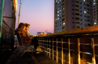 [☕️🇻🇳] Sam Rooftop Coffee 🥤 Top1Coffee ☕️ 𝑶̛̉ 𝒉𝒊𝒆̂̀𝒏 𝒕𝒉𝒊̀ 𝒈𝒂̣̆𝒑 𝒍𝒂̀𝒏𝒉, 𝒗𝒂̣̂𝒚 𝒐̛̉ đ𝒂̂𝒖 𝒕𝒉𝒊̀ 𝒆𝒎 đ𝒖̛𝒐̛̣𝒄 𝒄𝒖̀𝒏𝒈 𝒂 𝒏𝒈𝒂̆́𝒎 #𝒄𝒉𝒊𝒍𝒍 ?
Câu trả lời của tui : Ở Sam Rooftop Coffee  , shares-0✔️ , likes-8❤️️ , date-2024-04-04 08:06:30🇻🇳🇻🇳🇻🇳📰🆕