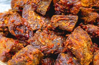 [🆕🇻🇳] Cô Ba Tasty 🍔 Top1Food 🍜 Phần ngon nhất của bò được làm khô thì như thế nào nhỉ?
Ời ơi…nó cháy hàng liên tục, khách em mê dữ!  #khobovien #khob #dacsanviet #cobatasty
, shares-4✔️ , likes-72❤️️ , date-2024-04-21 12:30:01🇻🇳🇻🇳🇻🇳📰🆕