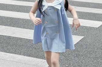 [🆕🇻🇳] Vyan – Mom & Baby Care 😎❤️️⭐️ Gom gom   VÁY KẺ NƠ BÉ GÁI  EM Lên 1 deal tương tác cho các mẹ
Màu xanh pastel mát mắt, chất thô mềm mặc cưng lắm lun ạ  Bảng size tham khảo:
Size 100: 8 , shares-0✔️ , likes-0❤️️ , date-2024-05-17 12:15:21🇻🇳🇻🇳🇻🇳📰🆕