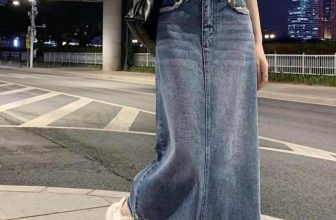 [🆕🇻🇳] Shop mẹ bé Hồng Ánh authenic 😎❤️️⭐️ Em Gom gấp hiếm khi thấy deal chân váy bò midi s.ale để Gom luôn đó chệ em uii. Em Gom gấp chân váy bò Uk lên kệ . vtay chỉ còn #385k nữa thôi nha . Mix áo , shares-0✔️ , likes-9❤️️ , date-2024-05-16 02:17:04🇻🇳🇻🇳🇻🇳📰🆕