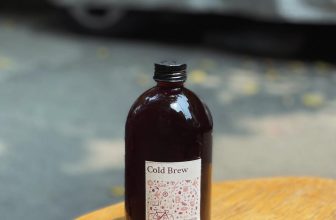 [☕️🇻🇳] Kafeville – Espresso and hand craft coffee bar 🥤 Top1Coffee ☕️ Hà Nội bắt đầu nắng mưa thất thường. Quý khách nào không muốn rời khỏi nhà hay nơi làm việc cứ gửi tin nhắn hoặc gọi đến hotline , shares-1✔️ , likes-16❤️️ , date-2024-04-20 15:16:07🇻🇳🇻🇳🇻🇳📰🆕