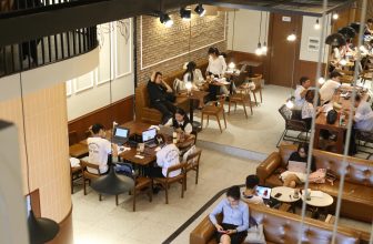 [☕️🇻🇳] LeKao’s Coffee 🥤 Top1Coffee ☕️ 𝐋𝐞𝐊𝐚𝐨’𝐬 𝐂𝐨𝐟𝐟𝐞𝐞 𝐤𝐡𝐨̂𝐧𝐠 𝐠𝐢𝐚𝐧 𝐦𝐮̀𝐚 𝐭𝐡𝐢.
Nơi mà các bạn học sinh ưa thích để tập trung cho mùa thi sắp đến. Chúc các em đạt được sự  , shares-1✔️ , likes-38❤️️ , date-2024-04-25 07:53:07🇻🇳🇻🇳🇻🇳📰🆕