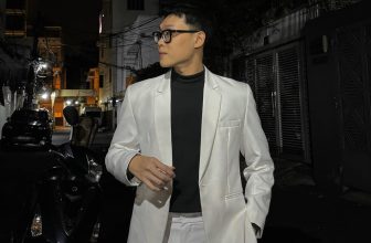 [☕️🇻🇳] Phiêu Acoustic Cafe 🥤 Top1Coffee ☕️ Cuối tuần sôi động cùng Phiêu
#ACOUSTICNIGHTĐội hình tối nay:
Vocal : Minh Hiếu
Vocal : Minh Diệu
Guitar: Devlin Ngô
Caj , shares-1✔️ , likes-8❤️️ , date-2024-04-20 03:25:36🇻🇳🇻🇳🇻🇳📰🆕