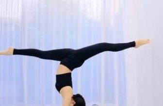 [🆕🇻🇳] Hong Ha Yoga – Ở đây có đam mê yoga � 🧘 Top1Yoga 🧘 Challenge dễ nè các chị em  Bánh xe đạp tường lên handstand xoạc dọc nha!
, shares-0✔️ , likes-0❤️️ , date-2024-05-05 07:24:48🇻🇳🇻🇳🇻🇳📰🆕