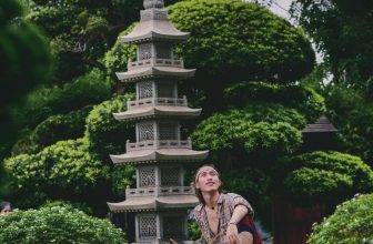 [🆕🇻🇳] HLV Victor Hoàng – KIỆN TƯỚNG YOGA VIETNAM – NAM THẦN YOGA 🧘 Top1Yoga 🧘 Nguyên tắc về Cuộc Sống…1. Làm người…
– Sống giản dị, không giở thủ đoạn, không mưu tính thiệt hơn, không nghị luận chuyện c , shares-1✔️ , likes-46❤️️ , date-2024-04-29 04:04:19🇻🇳🇻🇳🇻🇳📰🆕