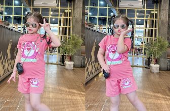 [🆕🇻🇳] MKS – Quần áo trẻ em xuất xịn 😎❤️️⭐️   𝑪𝒉𝒐 𝒆𝒎 𝒎𝒐̂̃𝒊 𝒏𝒈𝒂̀𝒚 đ𝒆̂̀𝒖 𝒙𝒊𝒏𝒉    Bộ ngắn bé gái O.s.h.k.o.s.h xuất dư toàn những tone màu quá cưng. Form thì thoải mái tung tăng, chất mát bất chấp mùa h , shares-0✔️ , likes-6❤️️ , date-2024-04-19 04:21:45🇻🇳🇻🇳🇻🇳📰🆕