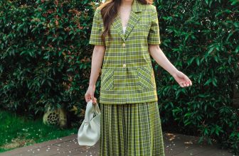 [🆕🇻🇳] FERYA – “Style is way to say who you are without having to speak” 👕 Top1Fashion 👗  𝐂𝐀𝐑𝐎𝐋 𝐒𝐄𝐓 | 𝐸𝑓𝑓𝑜𝑟𝑡𝑙𝑒𝑠𝑠 𝑠𝑡𝑦𝑙𝑒 𝑚𝑒𝑎𝑛𝑠 𝑘𝑒𝑒𝑝 𝑦𝑜𝑢𝑟 𝑠𝑡𝑦𝑙𝑒 𝑠𝑖𝑚𝑝𝑙𝑒, 𝑏𝑢𝑡 𝑛𝑒𝑣𝑒𝑟 𝑏𝑜𝑟𝑖𝑛𝑔Một chiếc áo blazer ngắn t ay trẻ trung kết hợp với ch ân váy xếp li tinh tế,  , shares-0✔️ , likes-8❤️️ , date-2024-04-16 10:38:28🇻🇳🇻🇳🇻🇳📰🆕