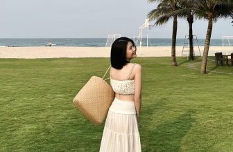 [🆕🇻🇳] LIBÉ – Quần áo (Thương hiệu) 👕 Top1Fashion 👗  𝐵𝑒𝑎𝑐ℎ 𝑣𝑖𝑏𝑒𝑠 𝑤𝑖𝑡ℎ 𝑎 𝑡𝑤𝑖𝑠𝑡!˖°𓇼⋆
@rimmdr__ đã đánh tan cái nóng mùa Hè và trở nên nổi bật trong mọi bức ảnh  Bên cạnh việc diện bikini, sự kết hợp của áo bra  , shares-2✔️ , likes-60❤️️ , date-2024-04-25 10:20:22🇻🇳🇻🇳🇻🇳📰🆕