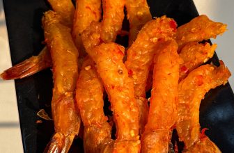 [🆕🇻🇳] Cô Ba Tasty 🍔 Top1Food 🍜 Tôm nướng muối ớt nguyên con
Vị tươi ngọt – cay mặn
Giá ưu đãi 360K / Hũ 200g (đơn 2 hũ còn 700K & miễn ship)Tôm tươi bỏ hết đầu vỏ và chỉ tôm nhanh chó , shares-12✔️ , likes-294❤️️ , date-2024-05-07 15:52:19🇻🇳🇻🇳🇻🇳📰🆕