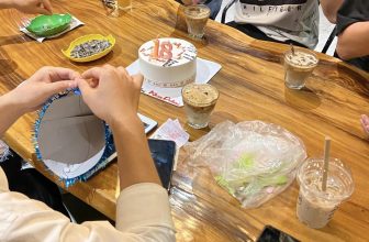 [☕️🇻🇳] Sam Rooftop Coffee – Nguyễn Trãi 🥤 Top1Coffee ☕️ Hôm qua nhà SAM đón mưa to gió lớn các bạn ạ.Nhà SAM đón một sinh nhật￼￼, đón một em bé, đón những người bạn ghé chơi.
Yêu c , shares-0✔️ , likes-12❤️️ , date-2024-04-21 03:26:01🇻🇳🇻🇳🇻🇳📰🆕