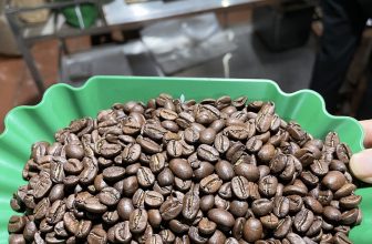 [☕️🇻🇳] Cà phê Đồng Xanh – Greenfields Coffee 🥤 Top1Coffee ☕️ Trong một năm, giá cà phê nhân xanh đã trải qua nhiều biến động và tăng cao nhưng chất lượng đầu vào lại không tương xứng. Tuy n , shares-0✔️ , likes-69❤️️ , date-2024-04-27 09:01:30🇻🇳🇻🇳🇻🇳📰🆕